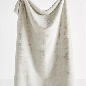 Anthropologie Sophie Faux-Fur Throw Blanket • Light Grey • 60″×70″ • OEKO-TEX®